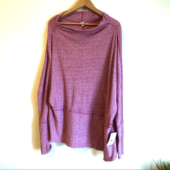 Free People Tops - Free People Fuscia Oversized Long sleeve Top. NWT!